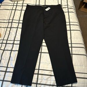Banana Republic Flat Front Chino Pant -Men’s size 38x29